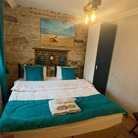 Foca Antik Otel Eksteriør billede