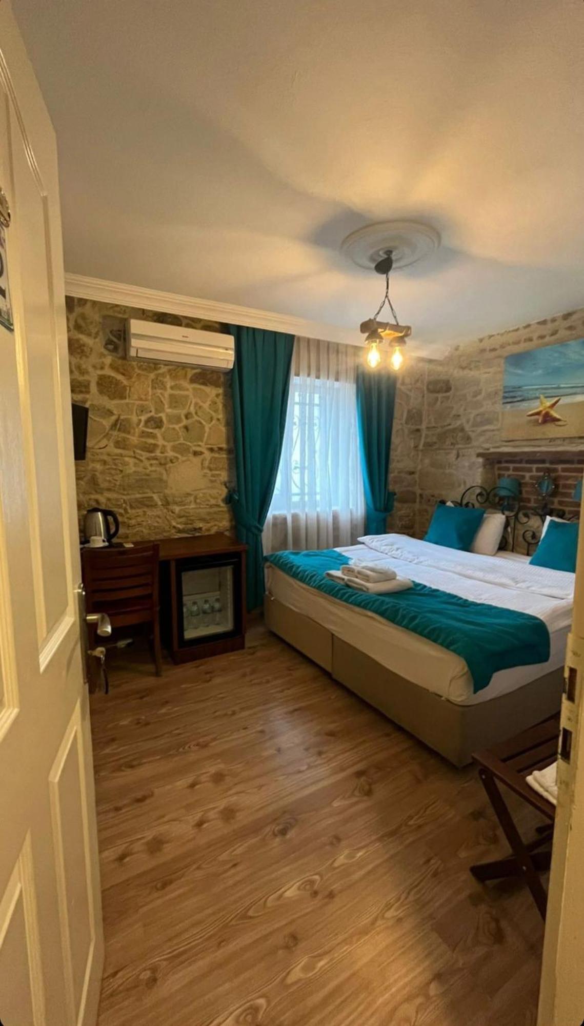 Foca Antik Otel Eksteriør billede