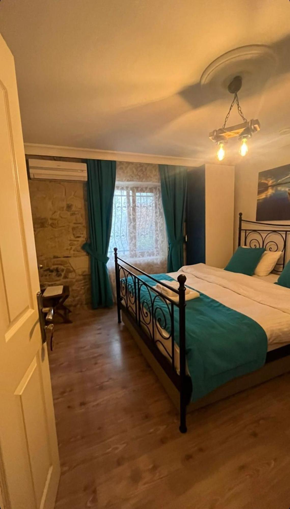 Foca Antik Otel Eksteriør billede